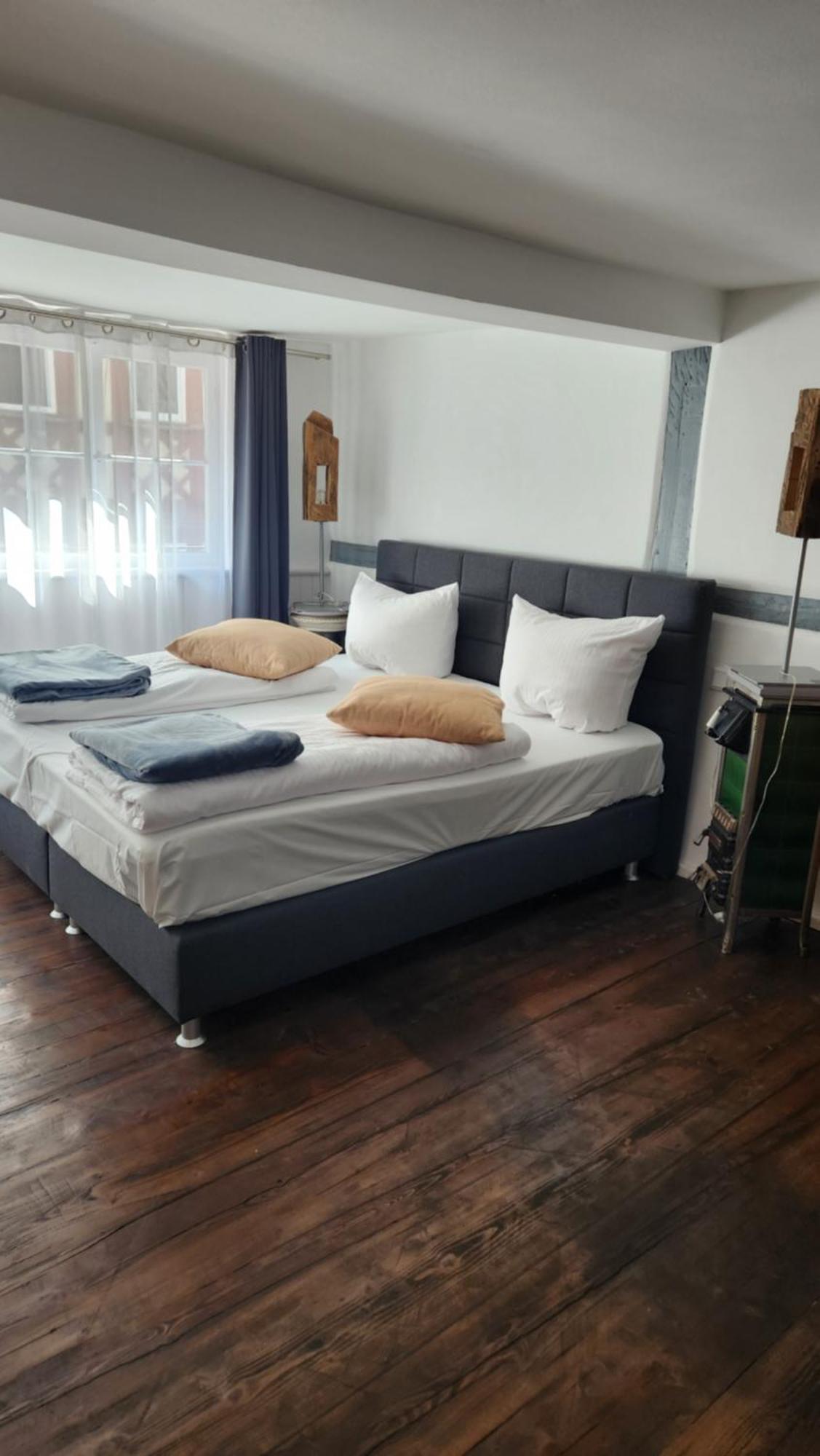 Hotel Schmuckkaestchen Miltenberg Ngoại thất bức ảnh